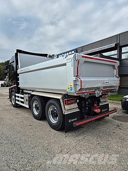 Scania R 500 Savivarčių priekabų vilkikai