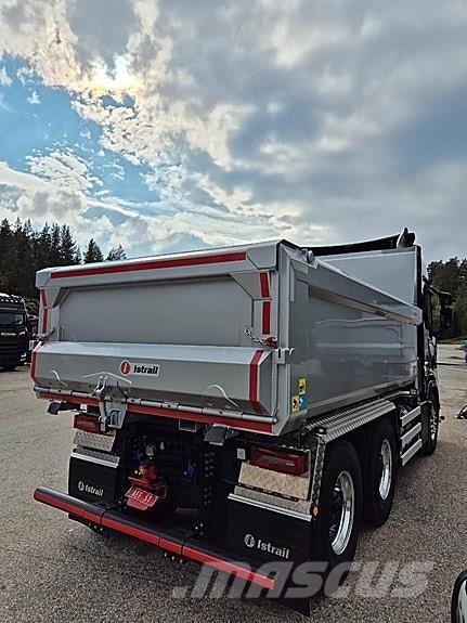 Scania R 500 Savivarčių priekabų vilkikai