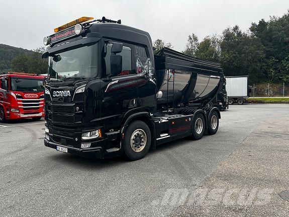 Scania R 650 Savivarčių priekabų vilkikai