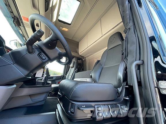 Scania R460A4X2LB Naudoti vilkikai