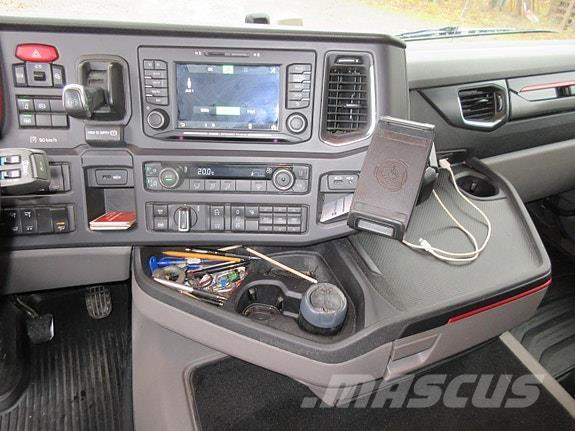 Scania R520 6x2*4 Savivarčiai su kabeliniu keltuvu