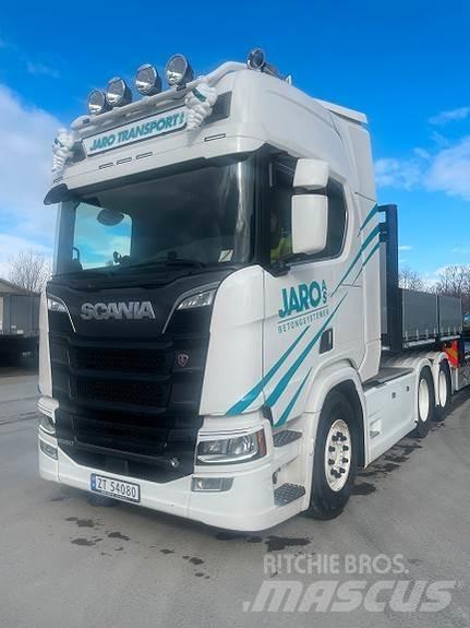 Scania R650 6X4 Naudoti vilkikai
