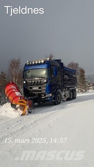 Scania R660 Savivarčių priekabų vilkikai