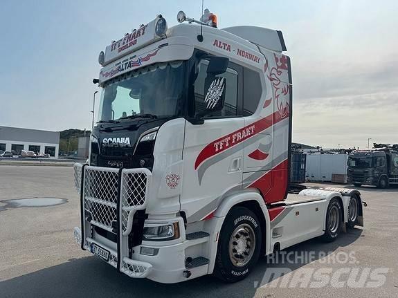 Scania S540 6X2 Naudoti vilkikai
