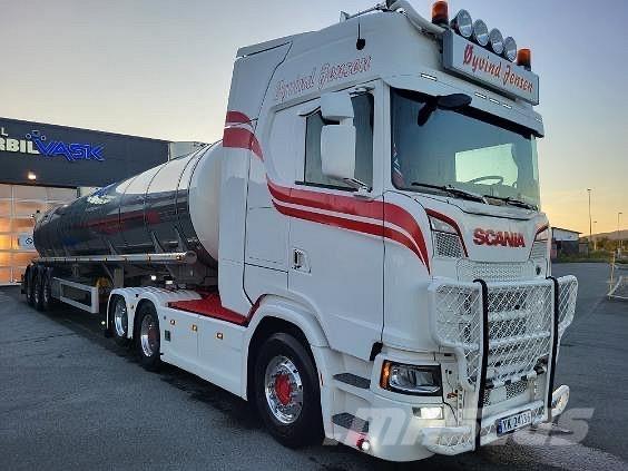 Scania S650A6X2NB Naudoti vilkikai
