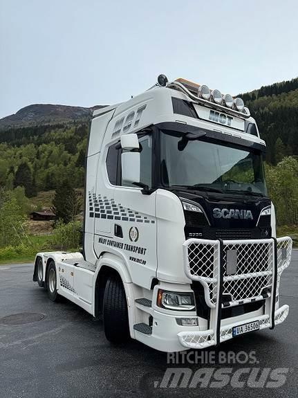 Scania S730 6x2 Naudoti vilkikai