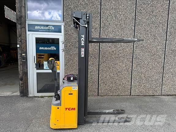 TCM PSH 160 64074 Dyzeliniai krautuvai
