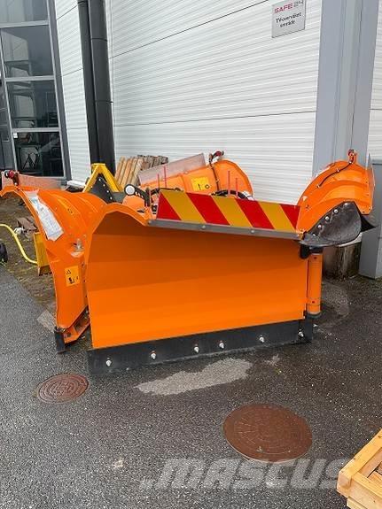 Tellefsdal V90 Kita kelių ir sniego technika