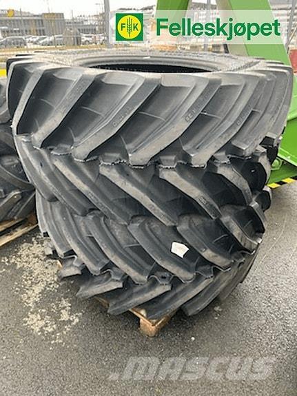 Trelleborg TM1060 Traktoriai