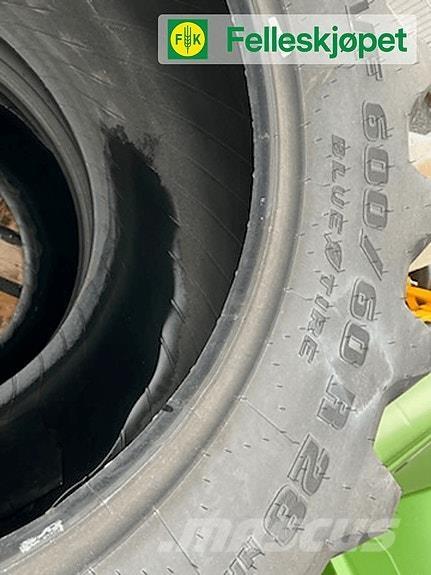 Trelleborg TM1060 Traktoriai