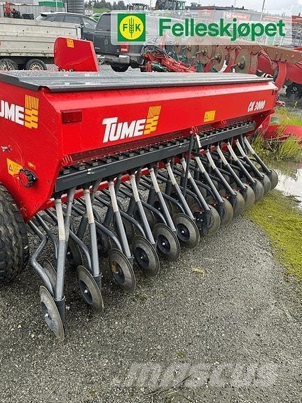 Tume CK3000 Mineralinių trąšų barstytuvai
