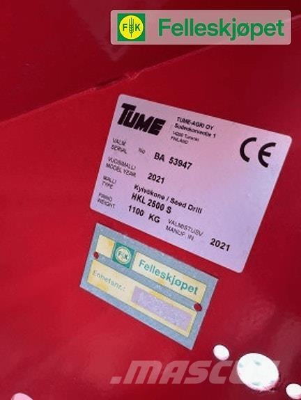 Tume HKL 2500S Mėšlo barstytuvai