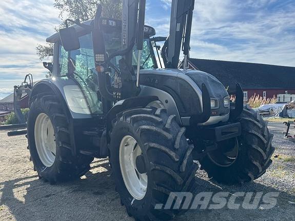 Valtra 142 Direct Traktoriai