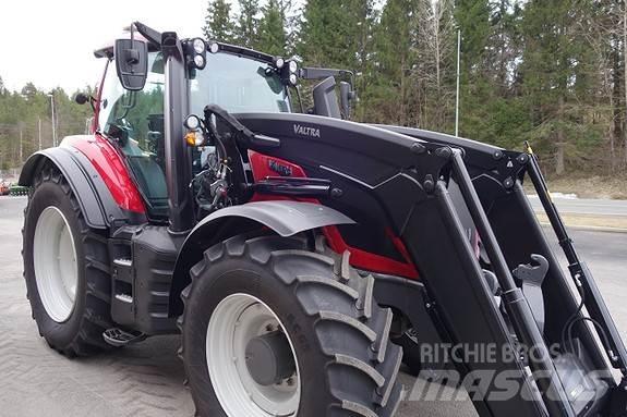 Valtra 235 Direct Traktoriai