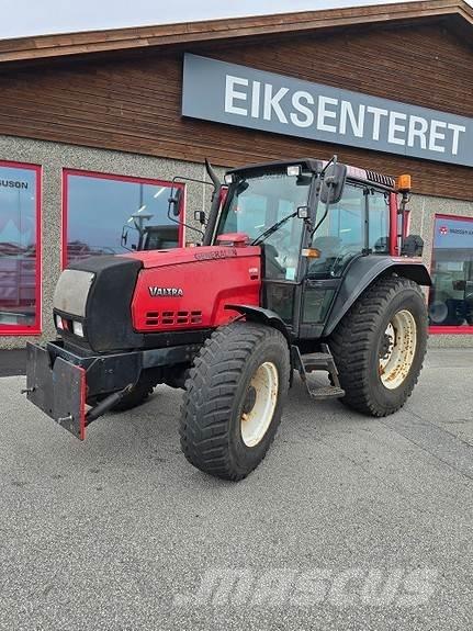 Valtra 6400 Traktoriai