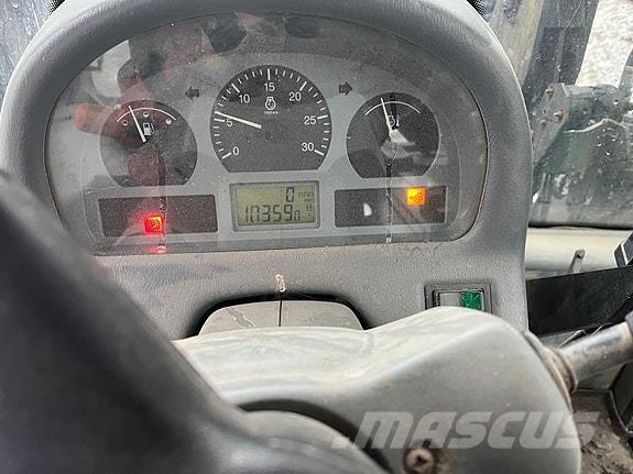 Valtra 6750-4 Traktoriai