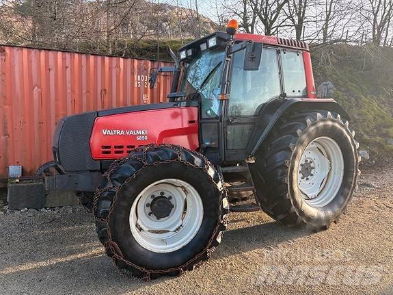Valtra 6850 Traktoriai