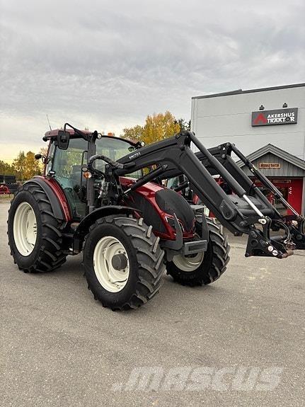 Valtra A134 Traktoriai