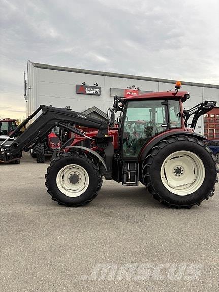 Valtra A134 Traktoriai