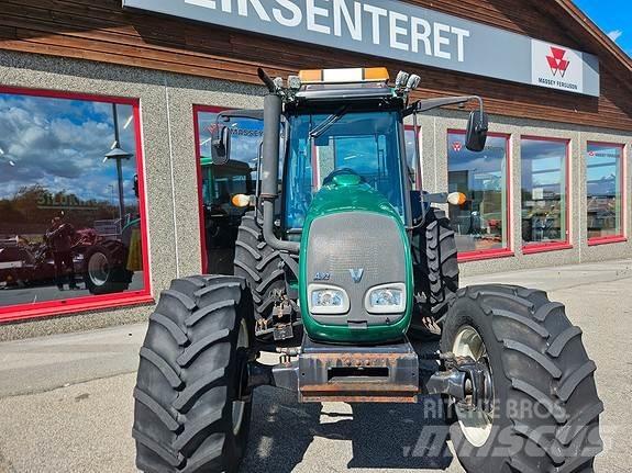 Valtra A92 Traktoriai