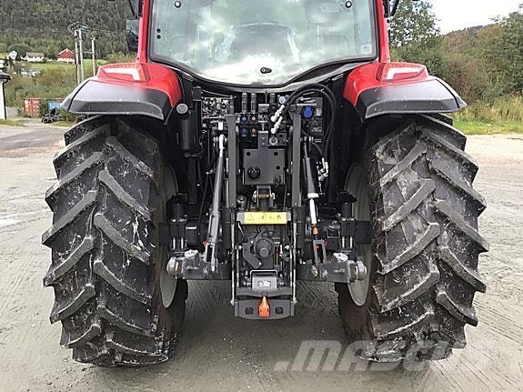 Valtra A95 Traktoriai