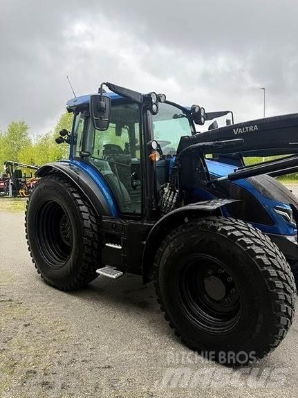 Valtra G 135 A Traktoriai