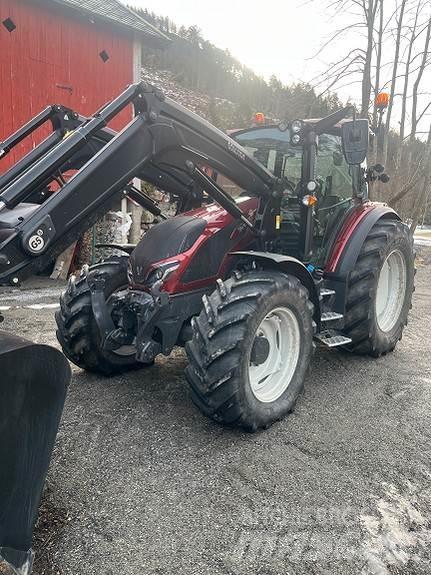 Valtra G125A Traktoriai