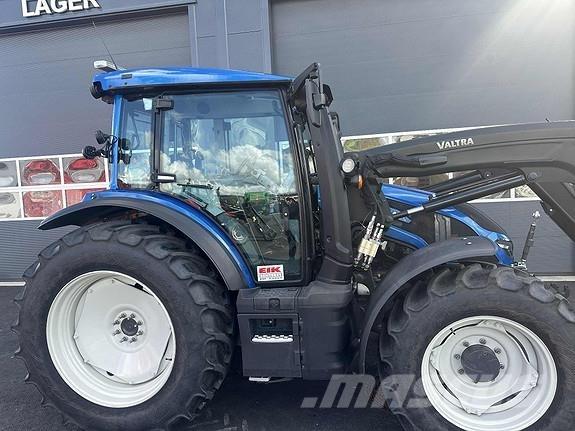 Valtra G135 Activ Traktoriai