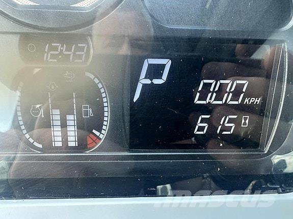 Valtra G135 Activ Traktoriai