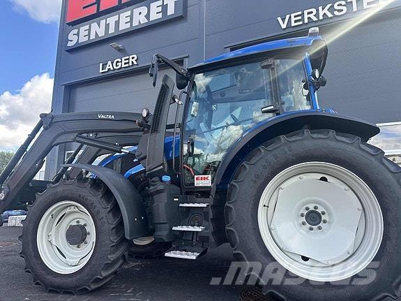 Valtra G135 Activ Traktoriai