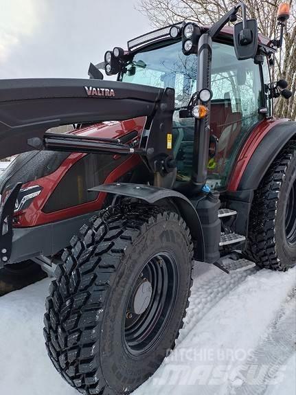 Valtra G135 Aktive Traktoriai