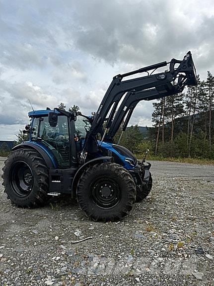 Valtra G135V Traktoriai