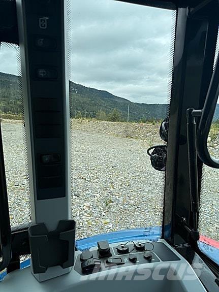 Valtra G135V Traktoriai