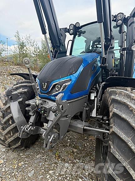 Valtra G135V Traktoriai