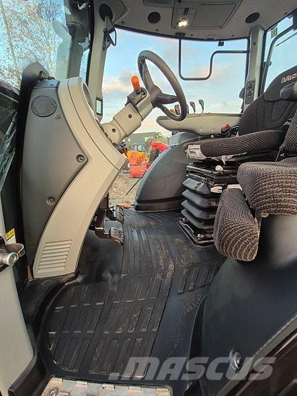 Valtra N104 Traktoriai