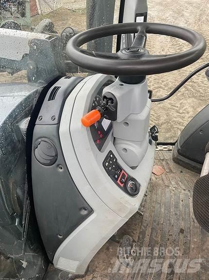Valtra N134 Active Traktoriai