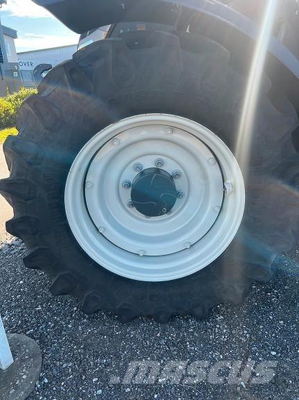 Valtra N155EH Traktoriai