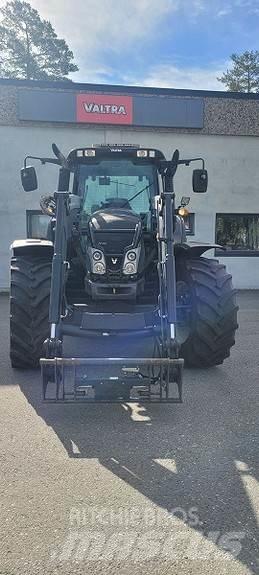 Valtra N163 Traktoriai