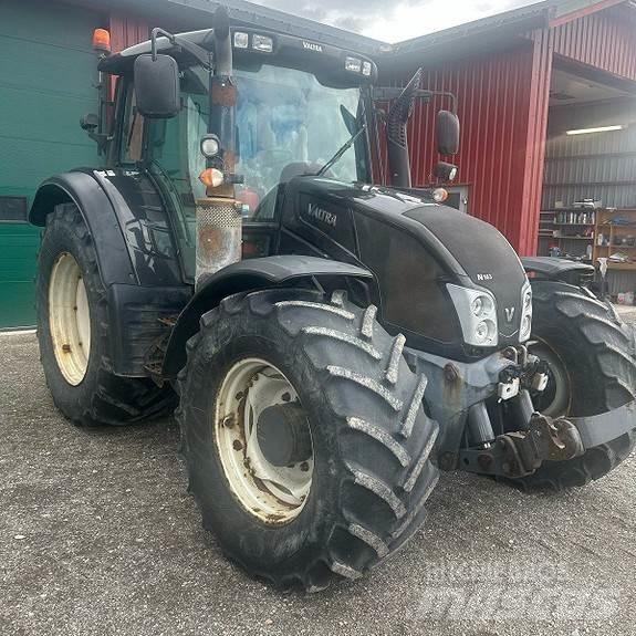 Valtra N163 Direct Traktoriai