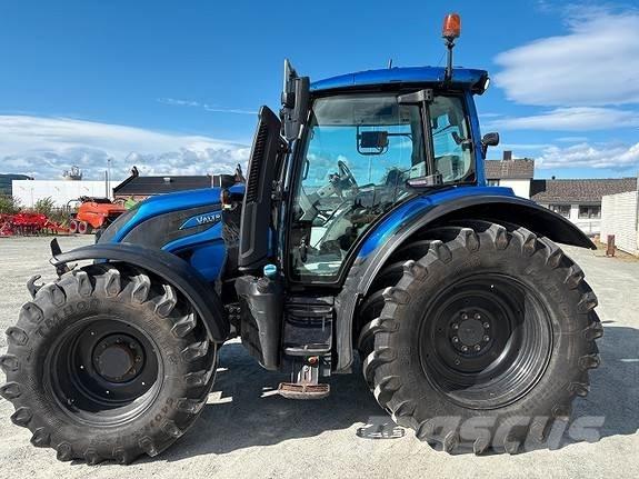 Valtra N174 Direct Traktoriai