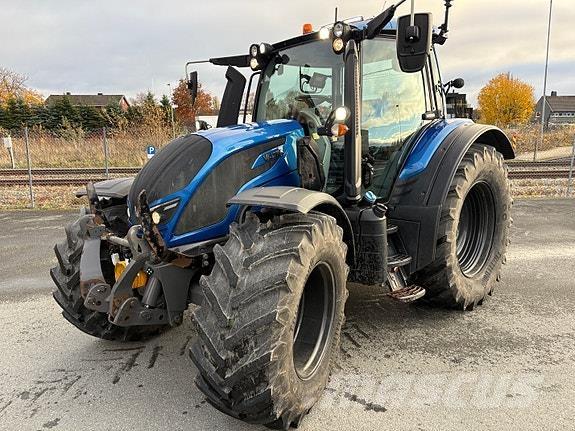 Valtra N174 Direct Traktoriai
