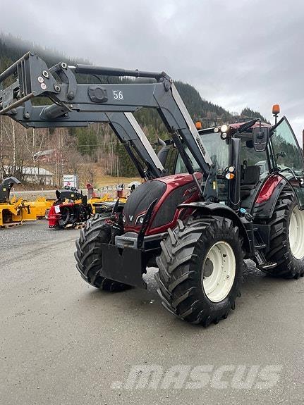 Valtra N174 Versu Traktoriai
