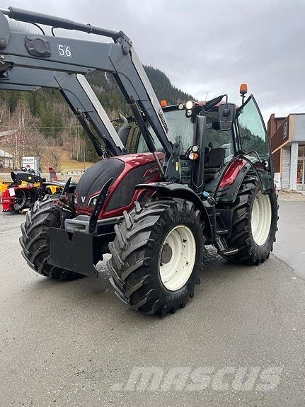 Valtra N174 Versu Traktoriai