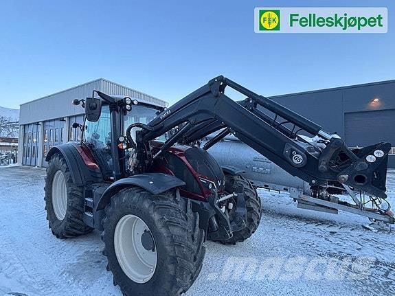Valtra N174 Versu Traktoriai