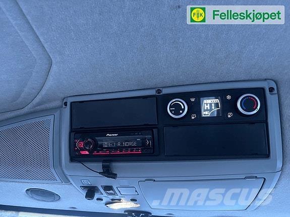 Valtra N174 Versu Traktoriai