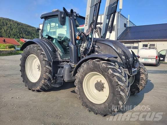 Valtra N174D Traktoriai