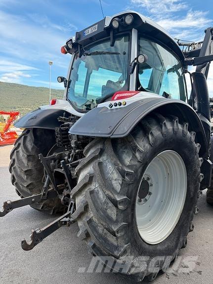 Valtra N174D Traktoriai