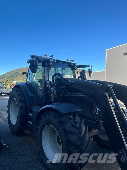 Valtra N174D Traktoriai