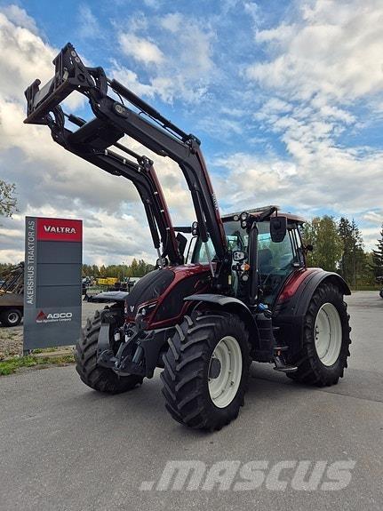 Valtra N174V Traktoriai