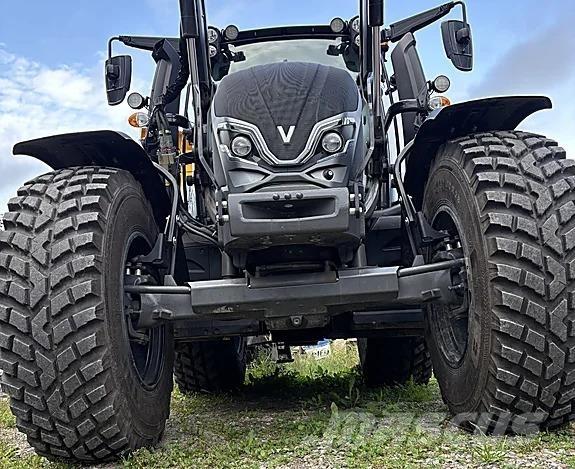 Valtra N175 Direct Traktoriai